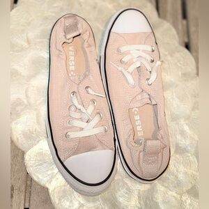 Women’s Converse Pink Chuck Taylor All Star Shoreline Slip On Shoes!